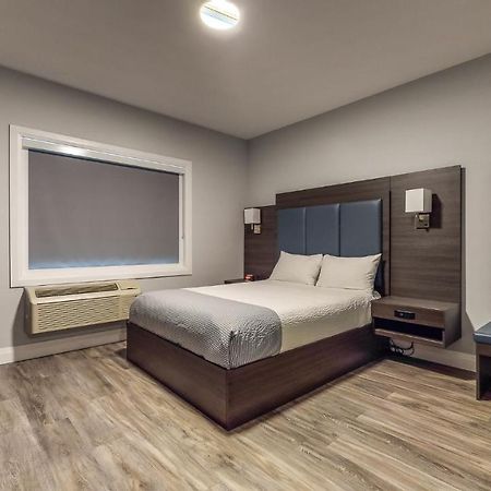 Park Inn By Radisson Osoyoos Exteriör bild