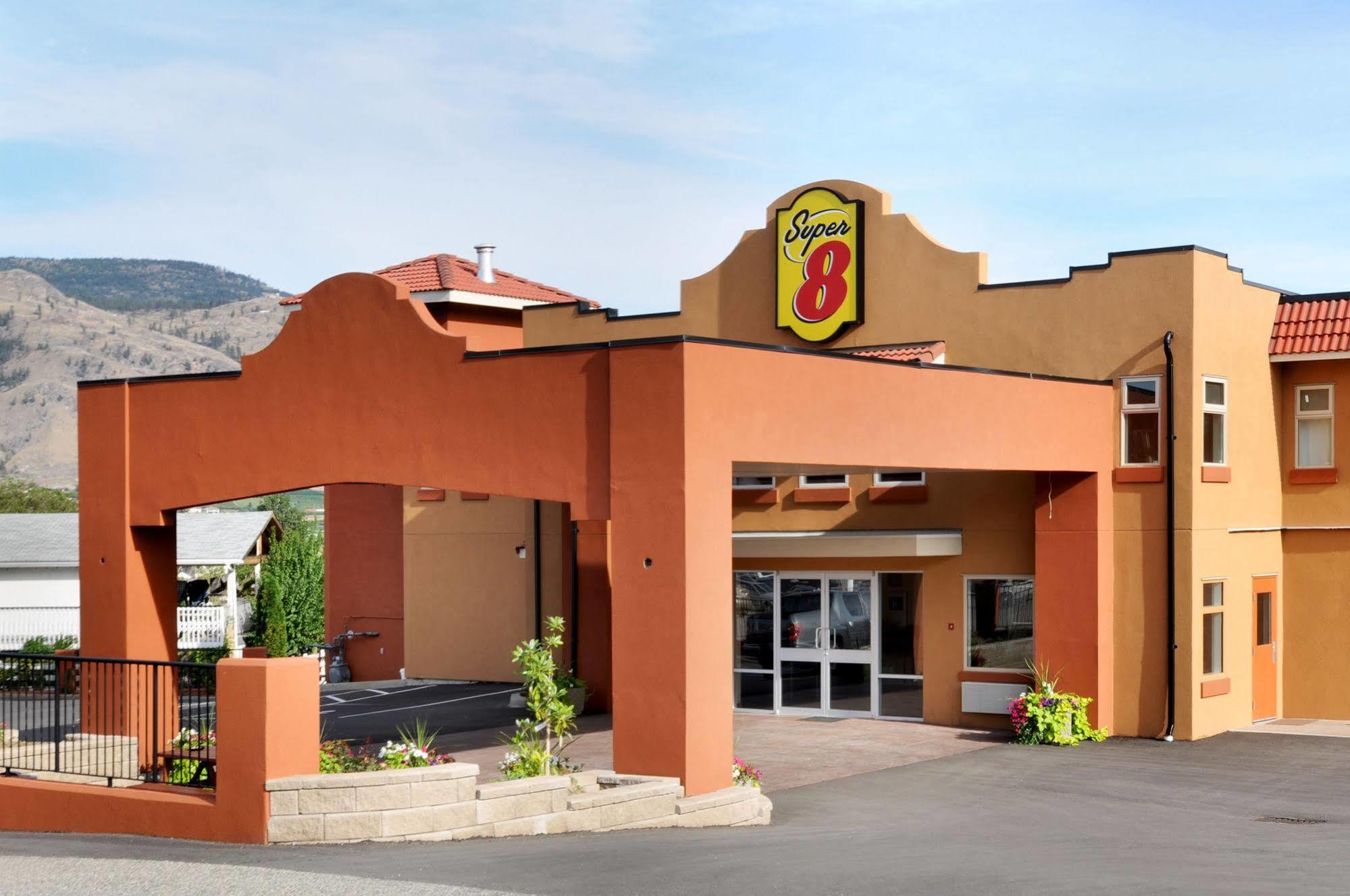 Park Inn By Radisson Osoyoos Exteriör bild